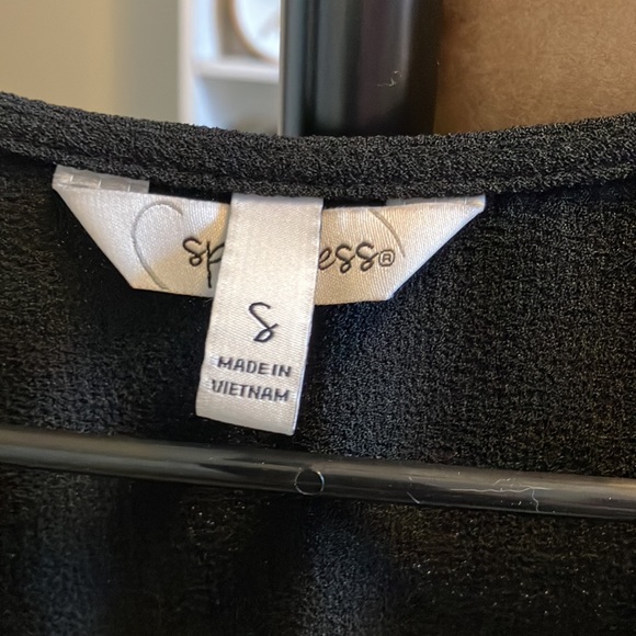 Romper - Picture 3 of 5